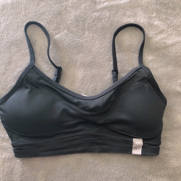 forever 21 black bra top 🖤 - Picture 1 of 5